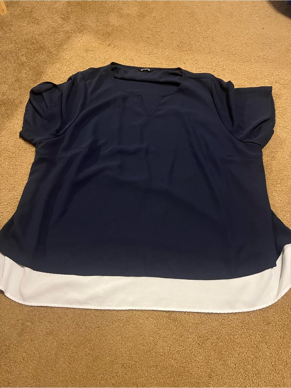 BloomChic Navy and White Contrast Hem V-Notch Blouse